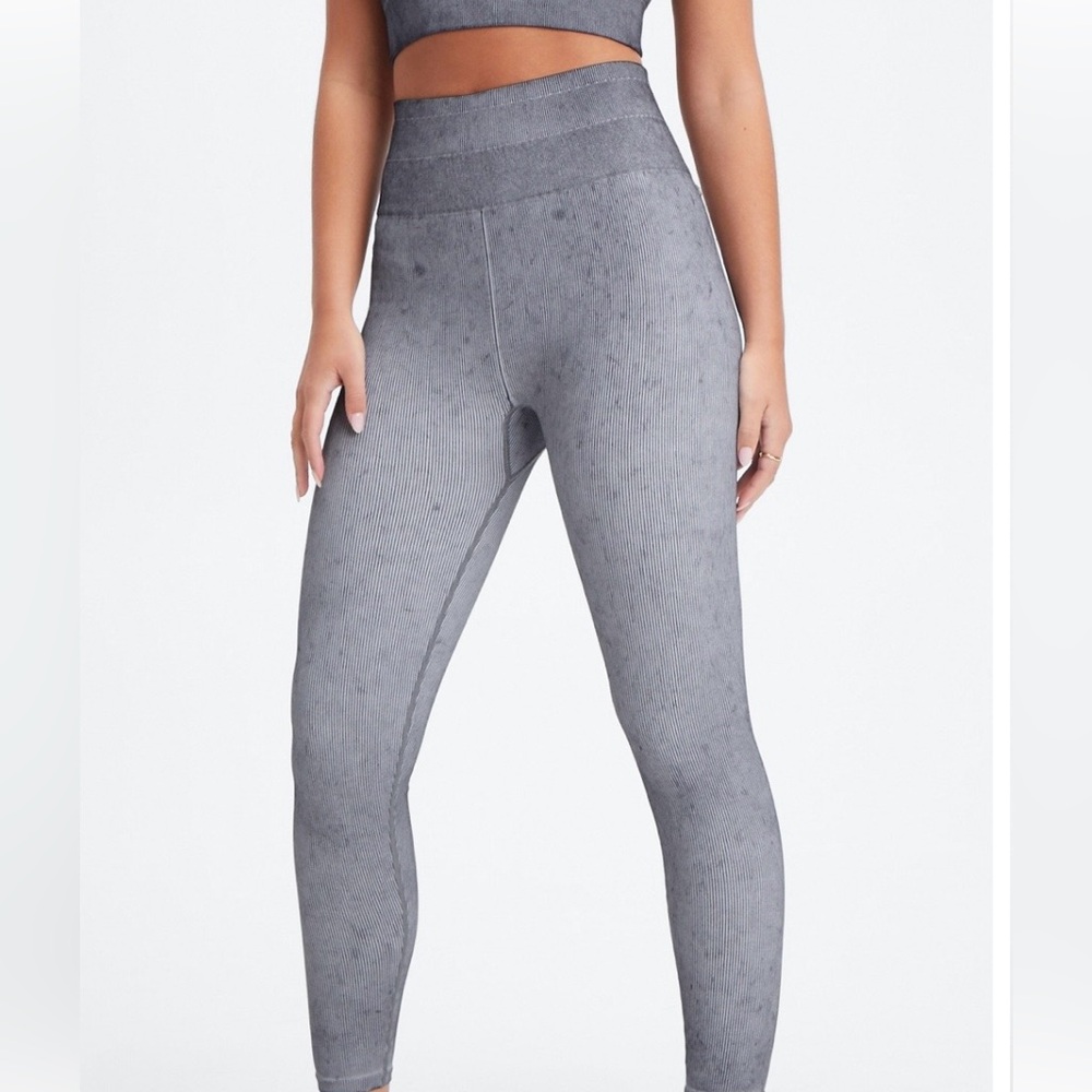 Fabletics Ribbed Seamless Ultra High-Waisted 7/8 Leggings